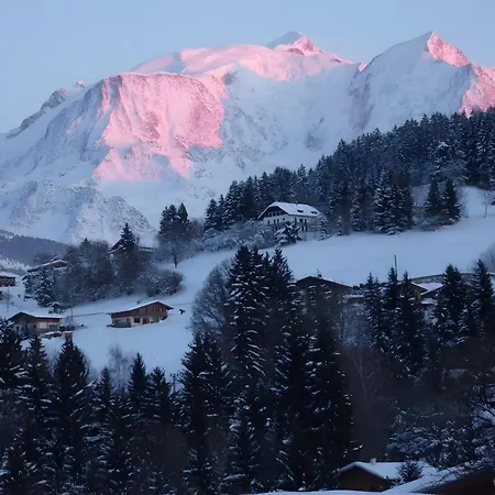 - La Ferme Du Mont Blanc Combloux